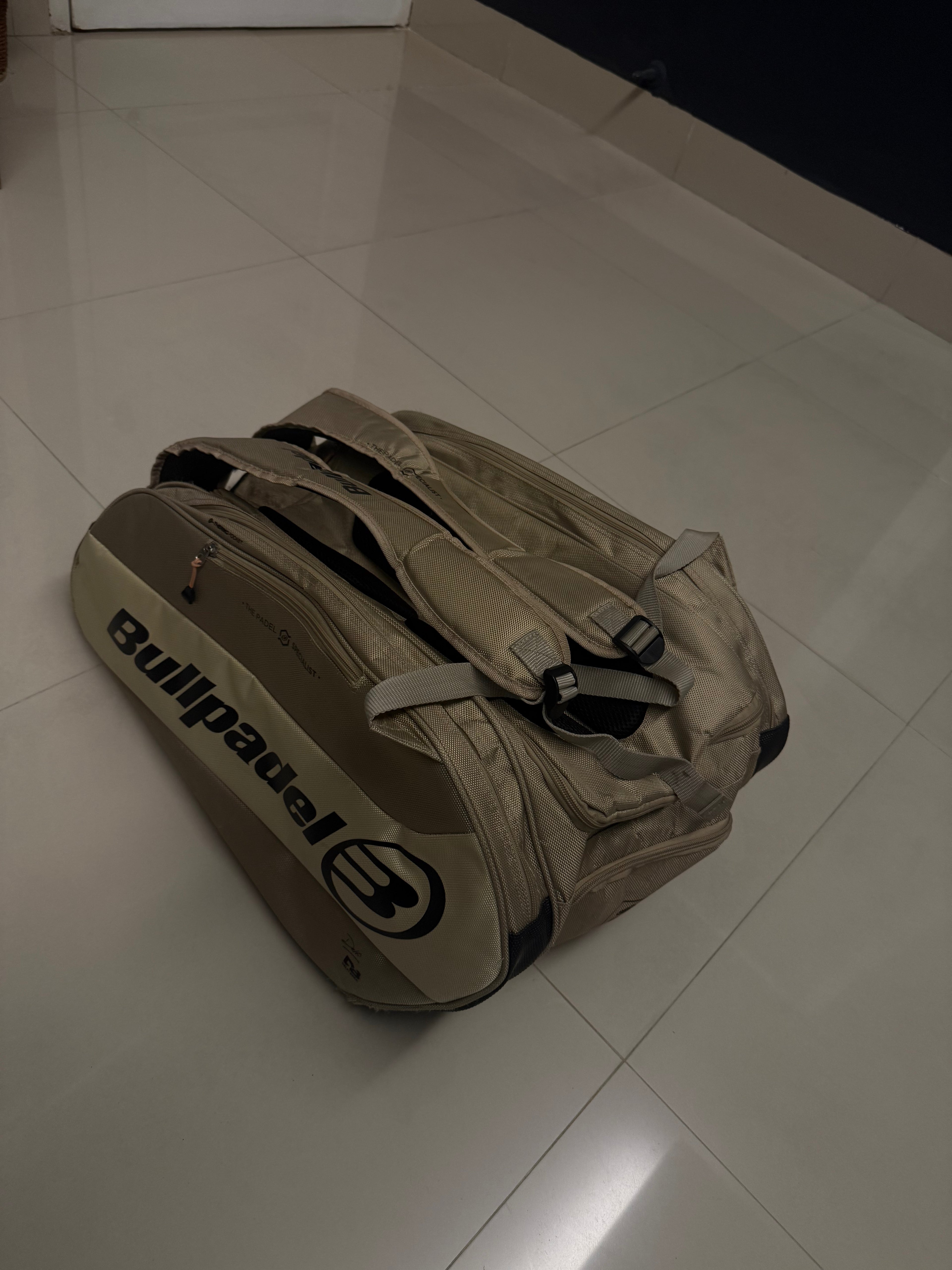 Bullpadel BPP 25001 Vertex Sand 2025 Padel Bag – Pre Owned